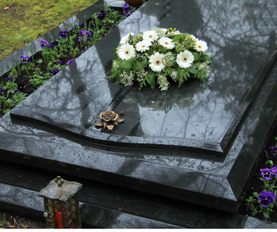 Mniej śmieci, więcej pamięci !  Mniej śmieci, więcej pamięci !