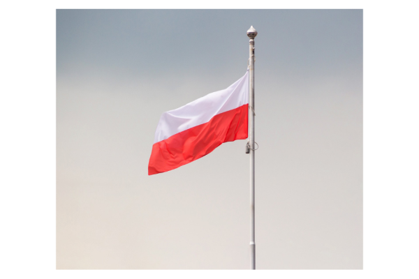Maszt z flagą Polski w Krupskim Młynie?
