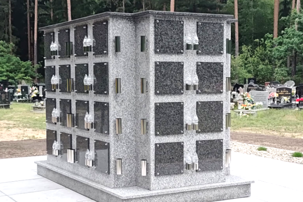 KOLUMBARIUM NA CMENTARZU KOMUNALNYM